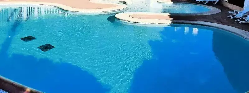 Schwimmbad Camping La Croix Du Sud