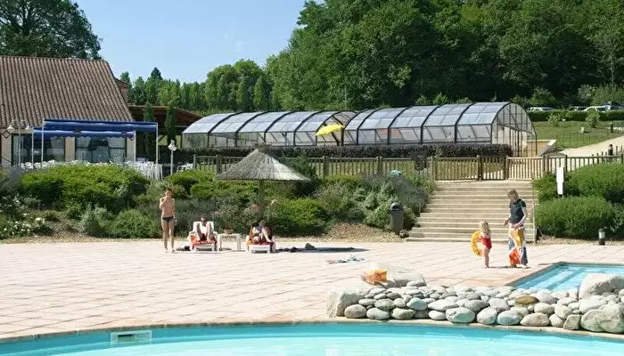 Camping La Forêt Enchantée.