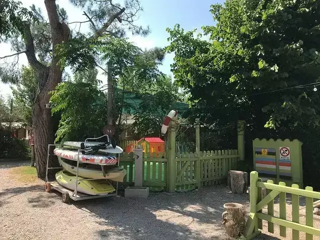 Bejárat Camping La Lucciola