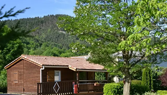 Camping La Mare Aux Fées.