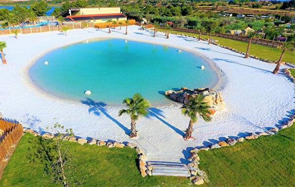 Campsite Les Mimosas In Narbonne Aude Campingfrance Com