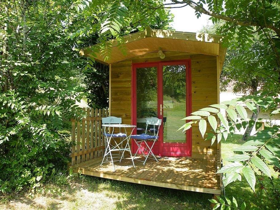 Camping La Noix de Pécany en Le BuissondeCadouin, France