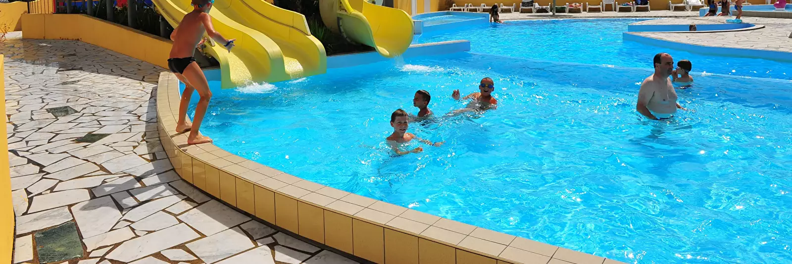 Generale Camping La Parée Du Jonc