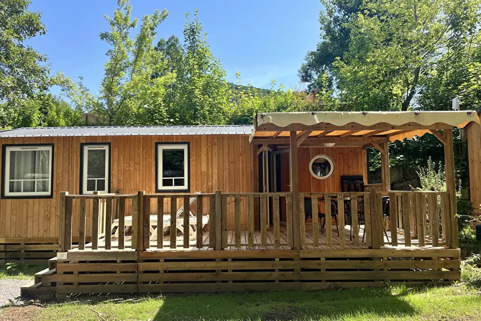 Camping La Pierre de l'Aigle