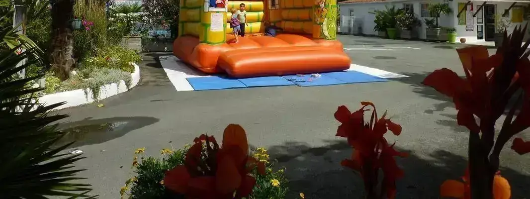 Dětské hřiště Camping La Pinede
