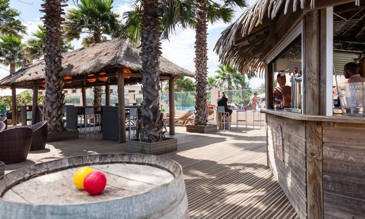 Camping La Plage Et Du Bord