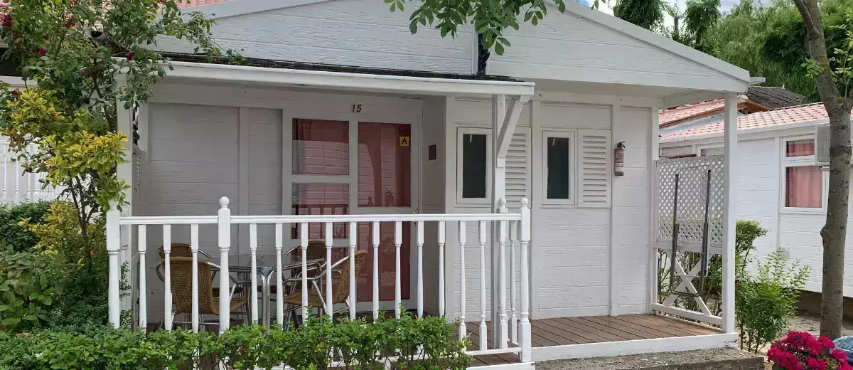 Chalet-Bungalow-Huisje Camping La Playa