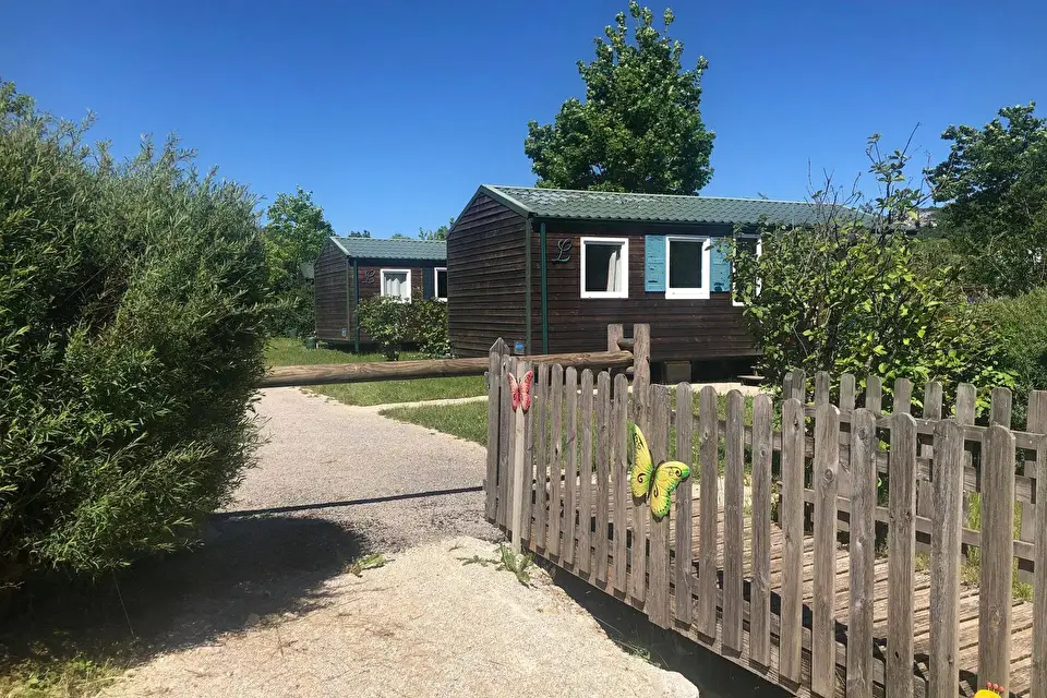 Camping La Roche d'Ully