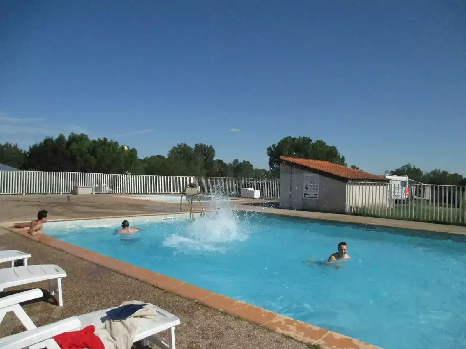Swimming pool Camping La Route Bleue