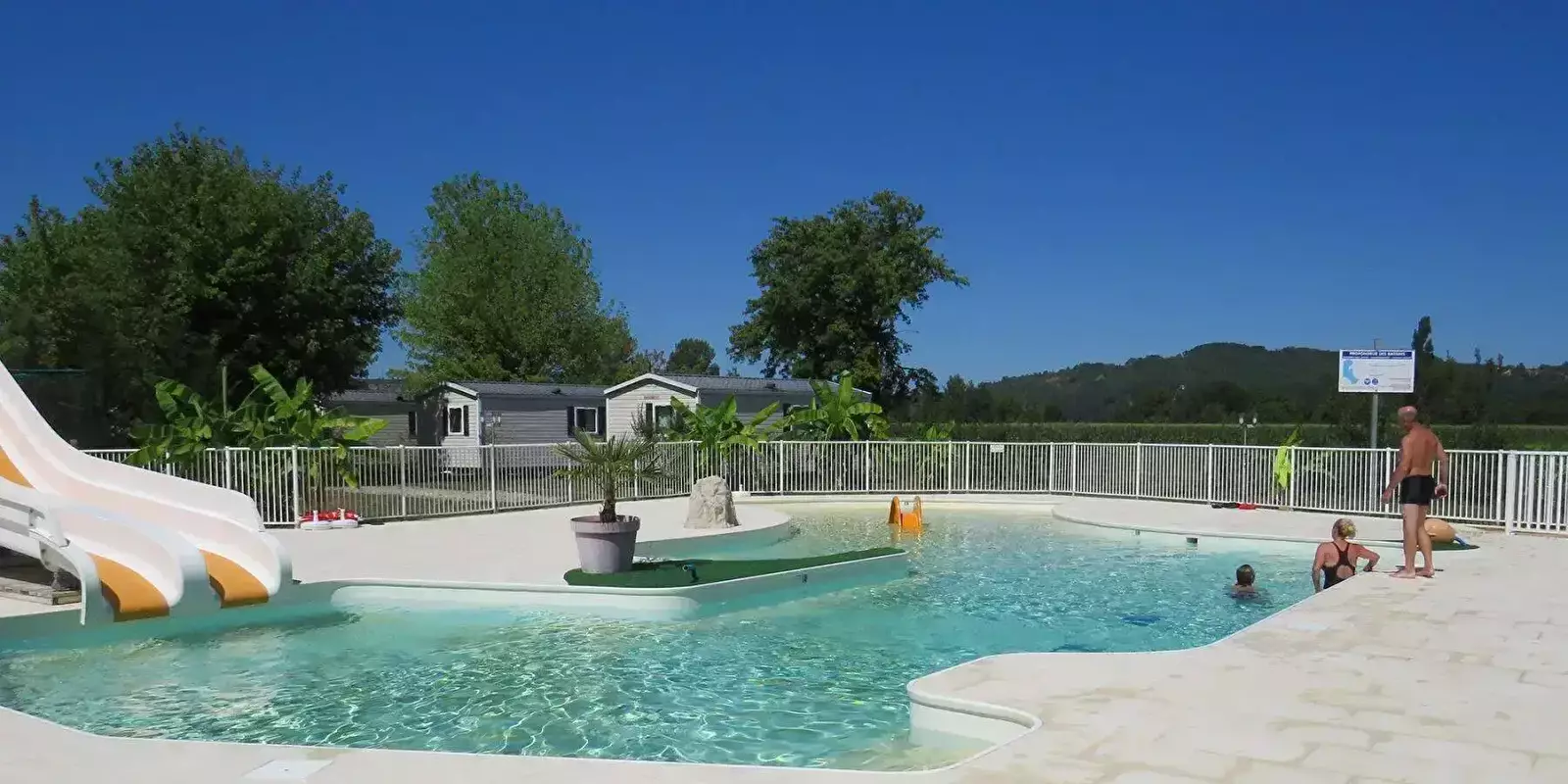 Zwembad Camping La Salvinie