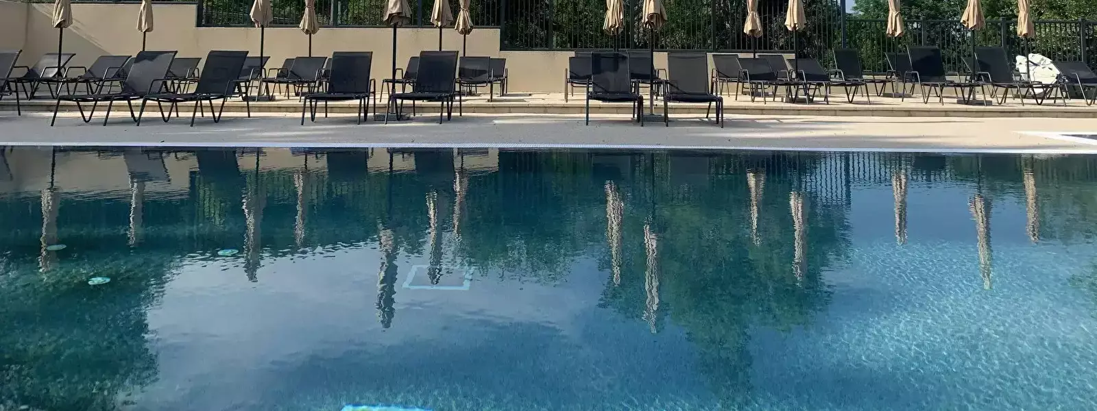 Piscina Camping La Serre