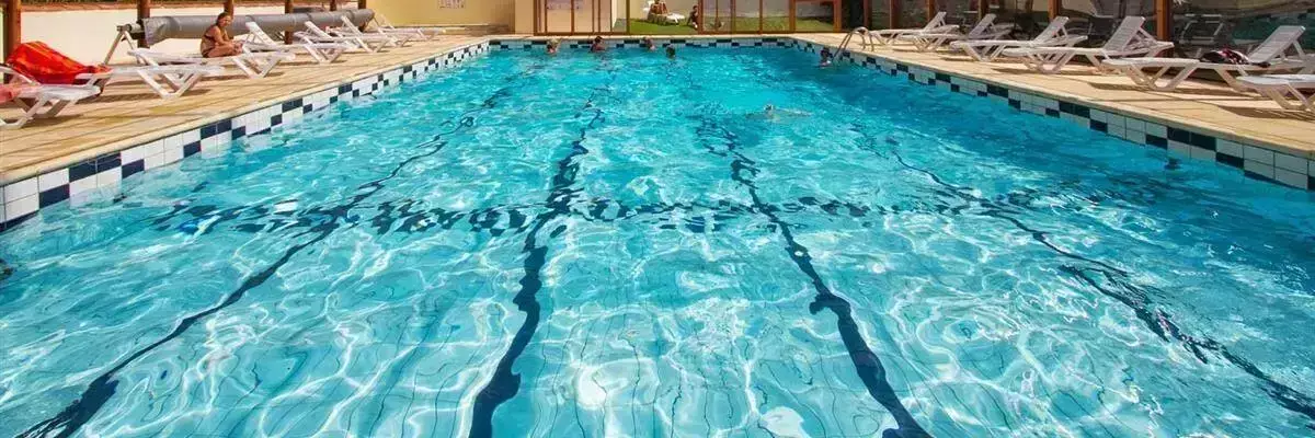 Piscina interna Camping L'Abri-Côtier - Flower