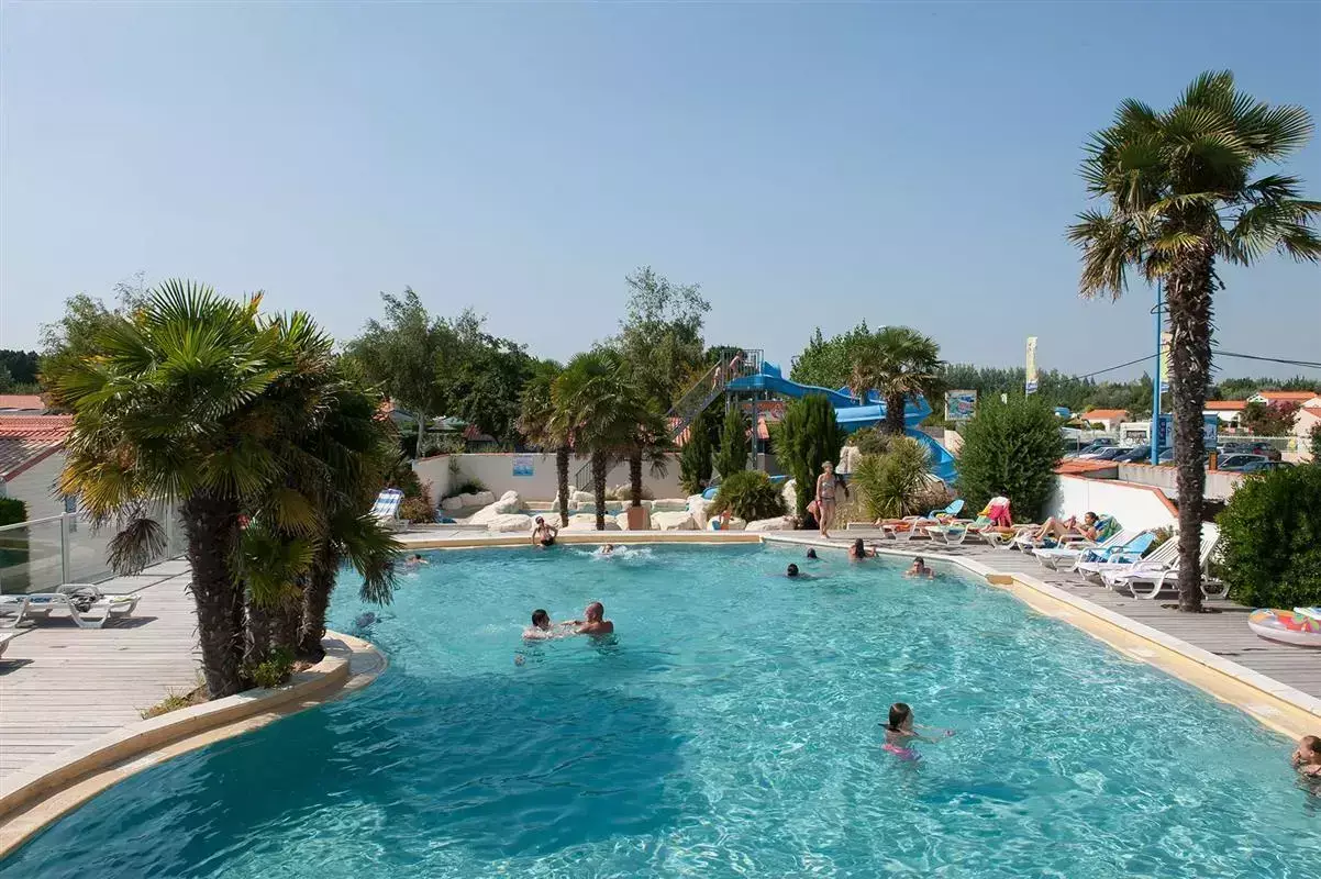 Plavecký bazén Camping l'Abri des Pins