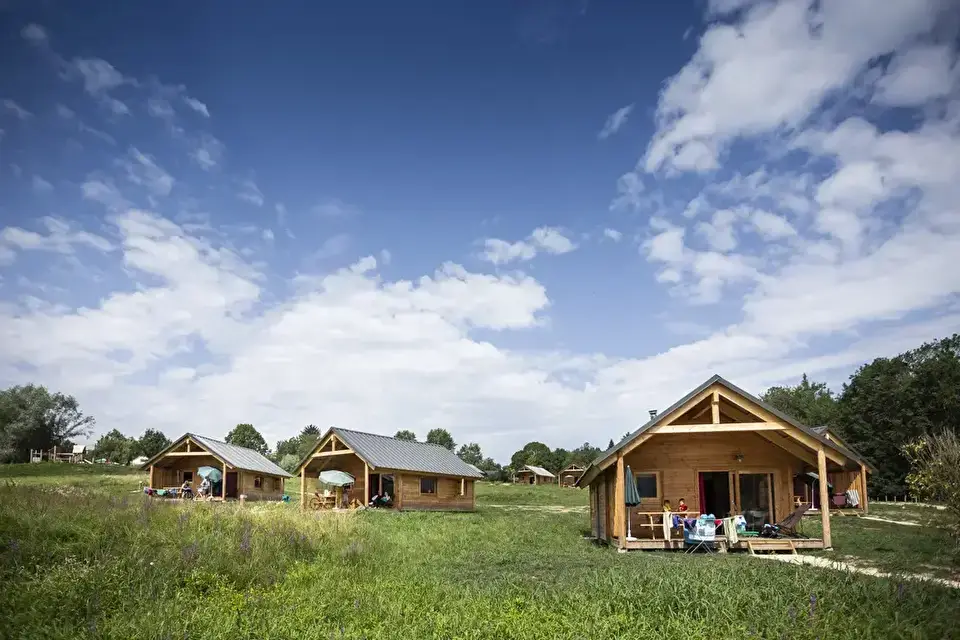 Camping Lac d'Aiguebelette - Huttopia