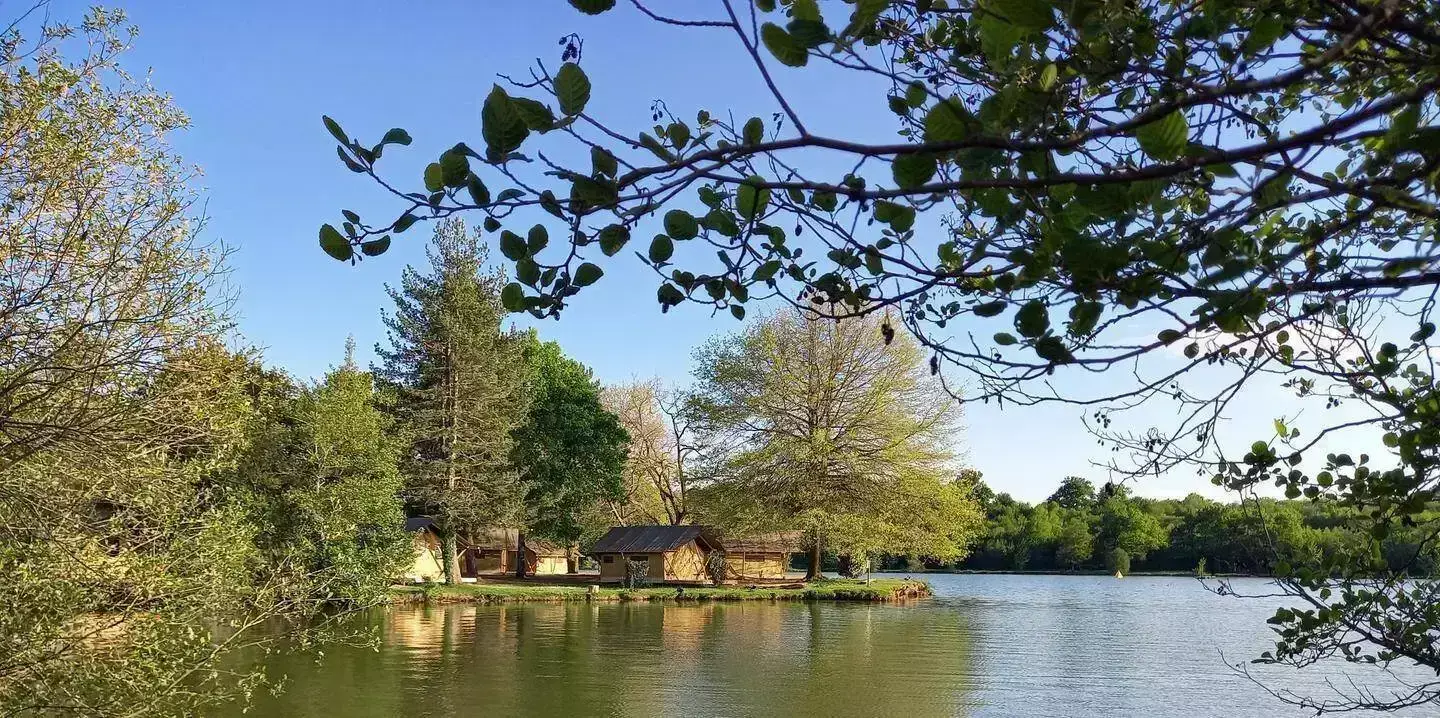 Posizione Camping Lac de l’Uby - Huttopia