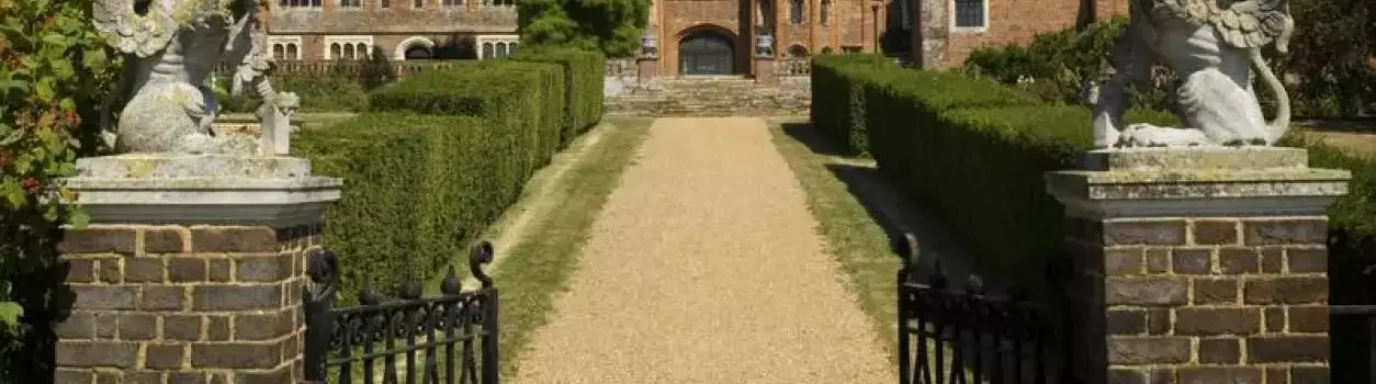 Location Camping Layer Marney Tower - FeatherDown