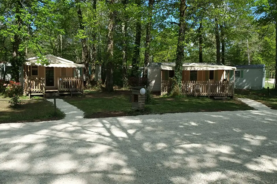 Camping Le Bois Du Coderc
