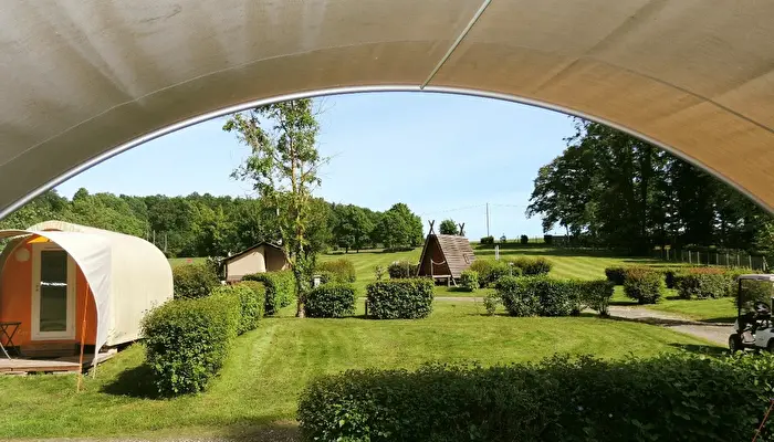 Camping Le Bois Fleuri.