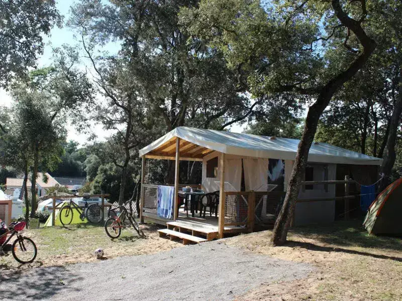 Chalet-Bungalow-Huisje Camping Le Bosquet