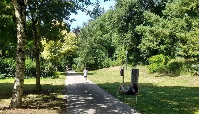 Camping Le Clos Imbert - Onlycamp.