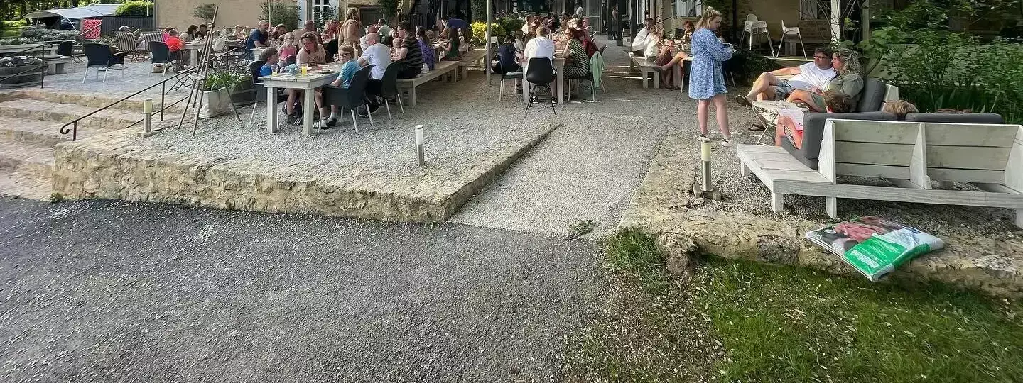 Kavárna restaurace bar Camping Le Clou