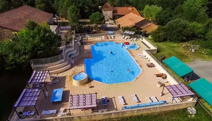 Camping Le Colombier.