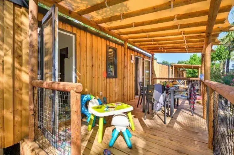Mobilhome Camping Le Coq Hardi - Vagues Océanes