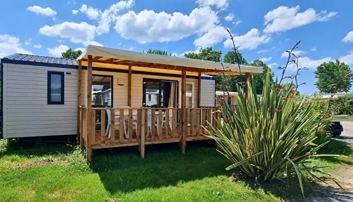 Camping Le Domaine de Beaulieu - Chadotel.