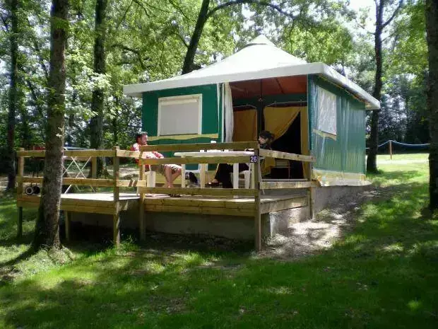 Camping Le Faucon D'or
