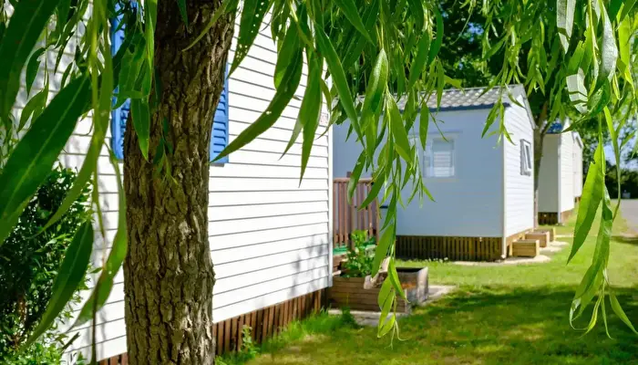 Camping Le Grand Pré.