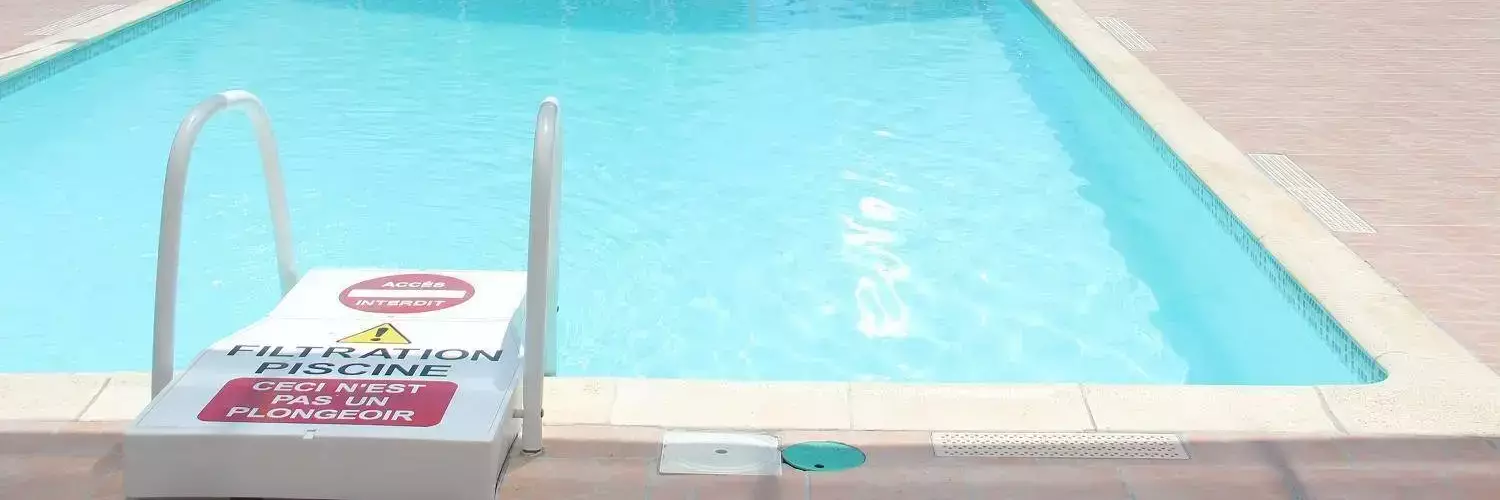 Schwimmbad Camping Le Grearn
