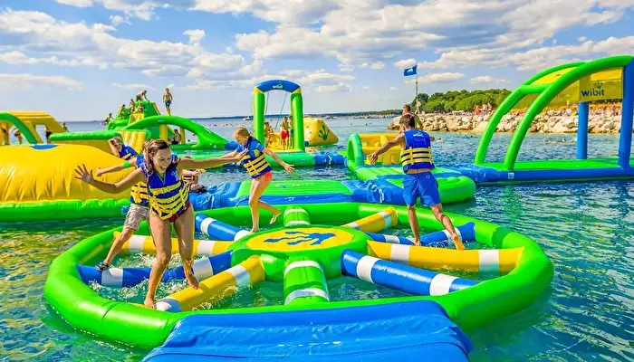 Camping Le Lac Des Vieilles Forges - Marvilla Parks