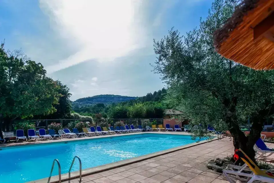 Piscina Camping Le Luberon