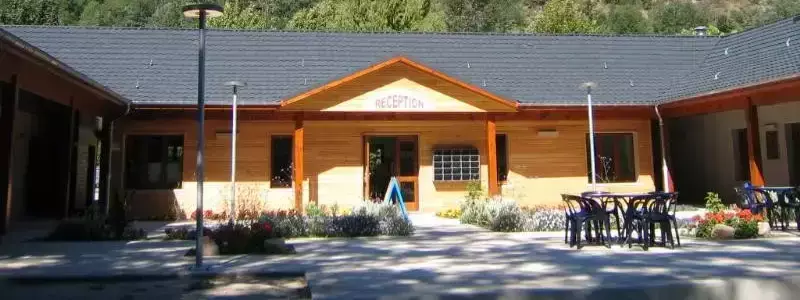 Chalet-Bungalow-Huisje Camping Le Malazeou