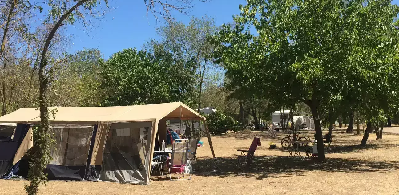 Stan Camping Le Mas Des Chênes