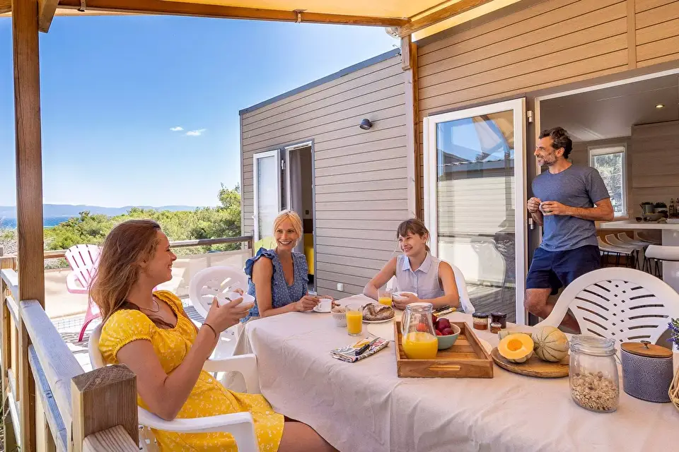 Camping le Mediterranee - Tikayan