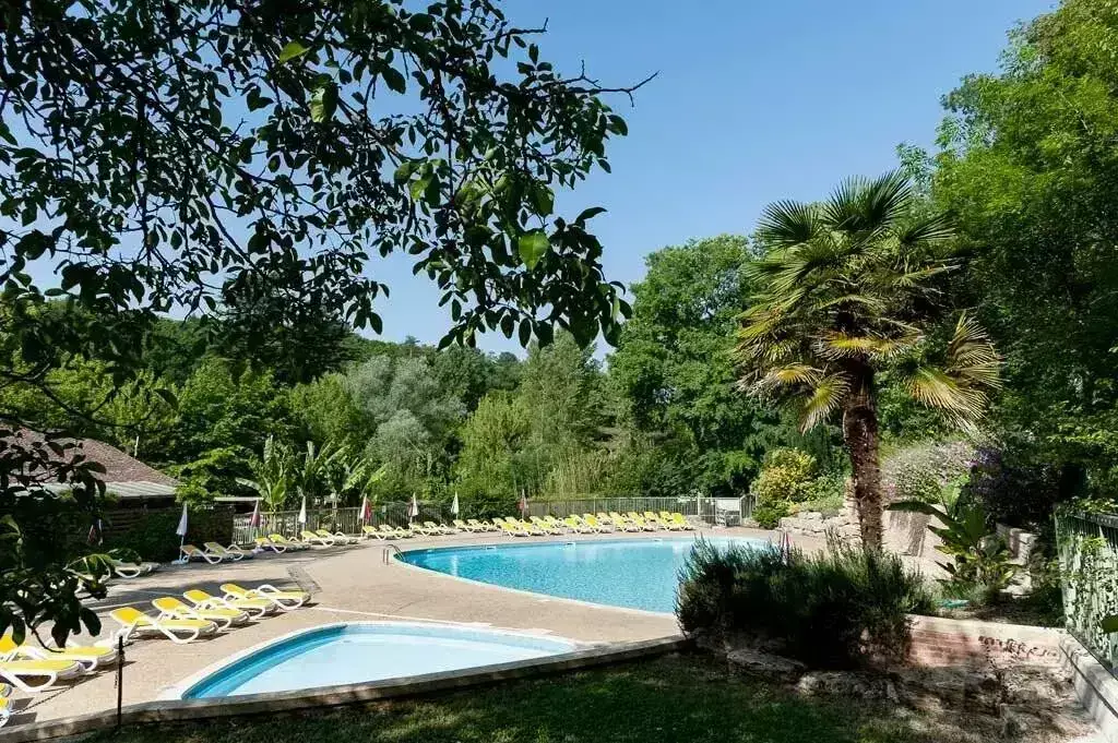 Piscina Camping Le Moulin De David