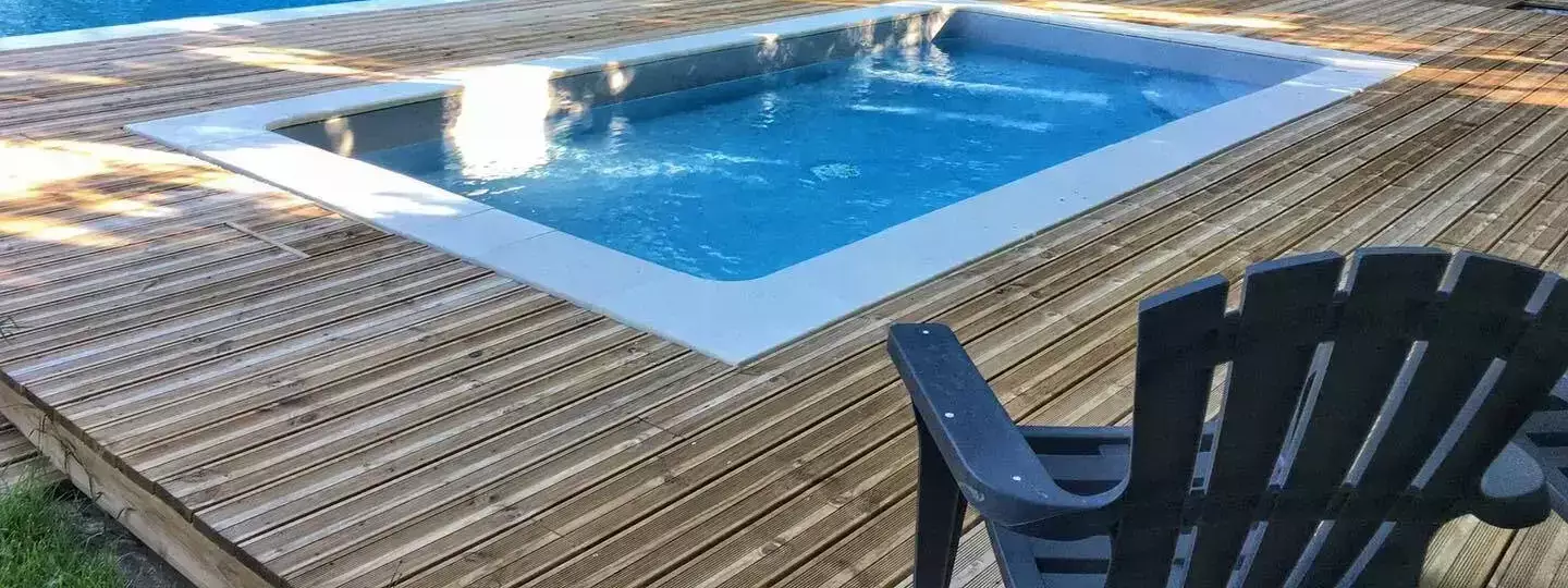 Piscina Camping Le Moulin des Donnés