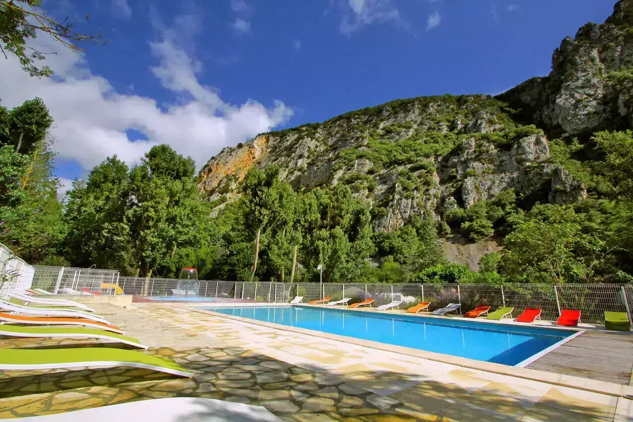 Zwembad Camping Le Moulin Du Pont D'alies