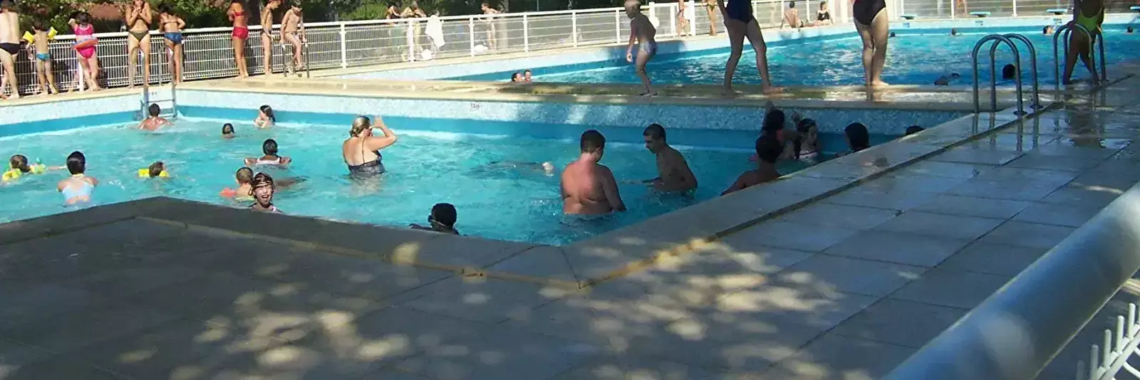 Piscina Camping Le Moulin Du Roy