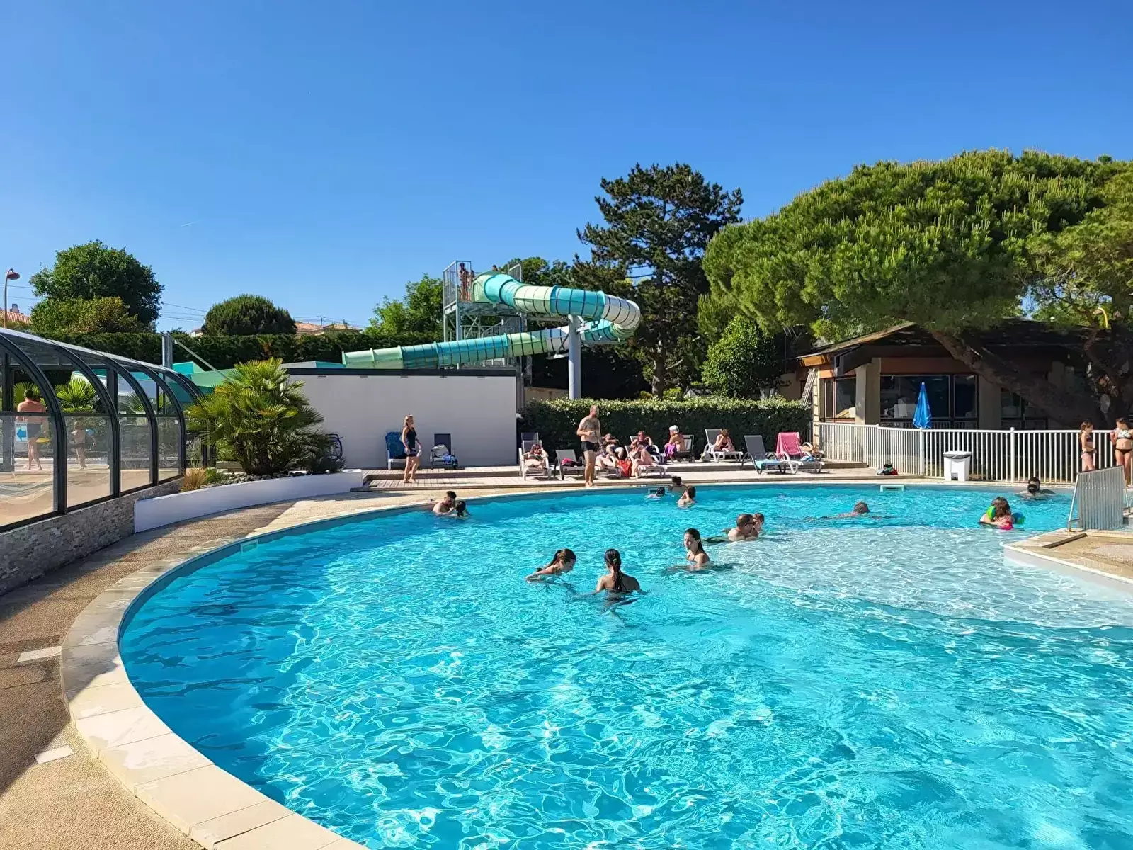 Zwembad Camping Le Nauzan Plage - Flower