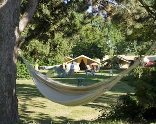 Camping Le Nid Du Parc