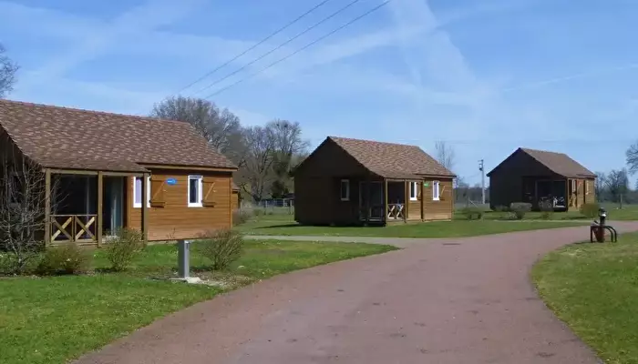 Camping Le Pont Romain - Onlycamp.