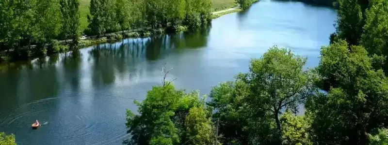 Watersport Camping Le Port De Lacombe