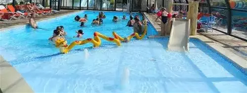 Piscina Camping Le Ragis