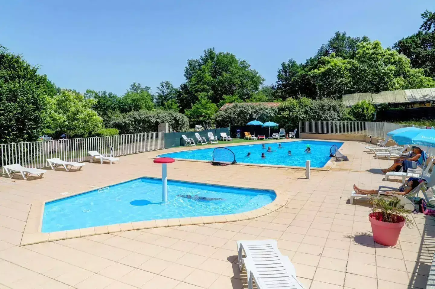 Piscina Camping Le Repaire Dordogne