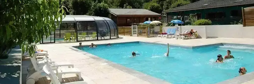 Piscina Camping Le Repos du Baladin