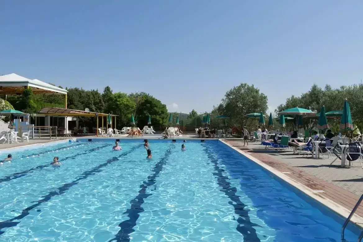 Zwembad Camping Le Soline
