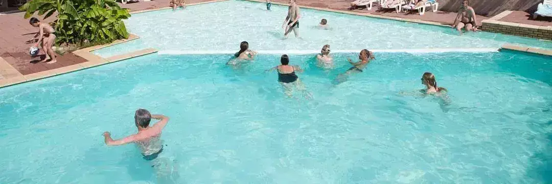 Zwembad Camping L'eau Vive