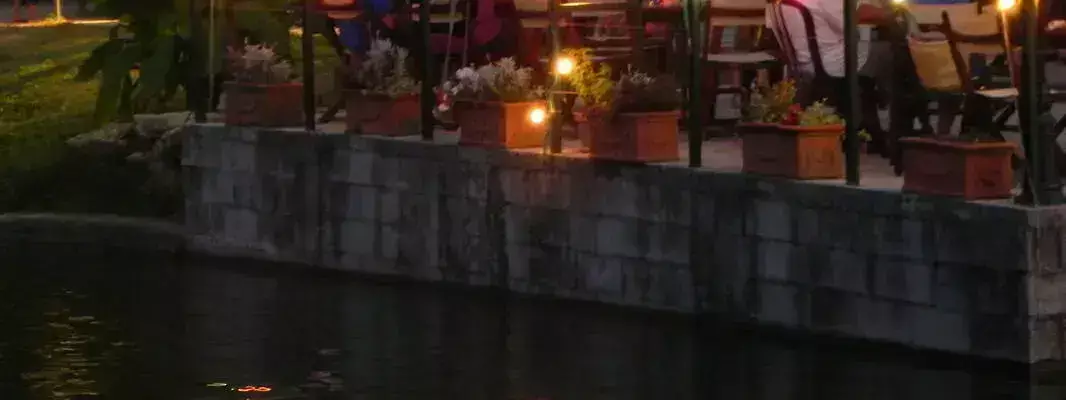 Cafe-Bar-Restaurant Camping Les 2 Lacs